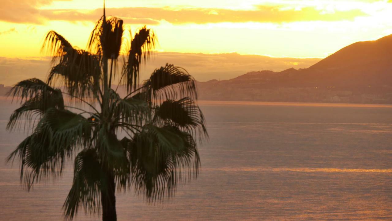 Apartamento Sol-Azul Appartamento Málaga Esterno foto