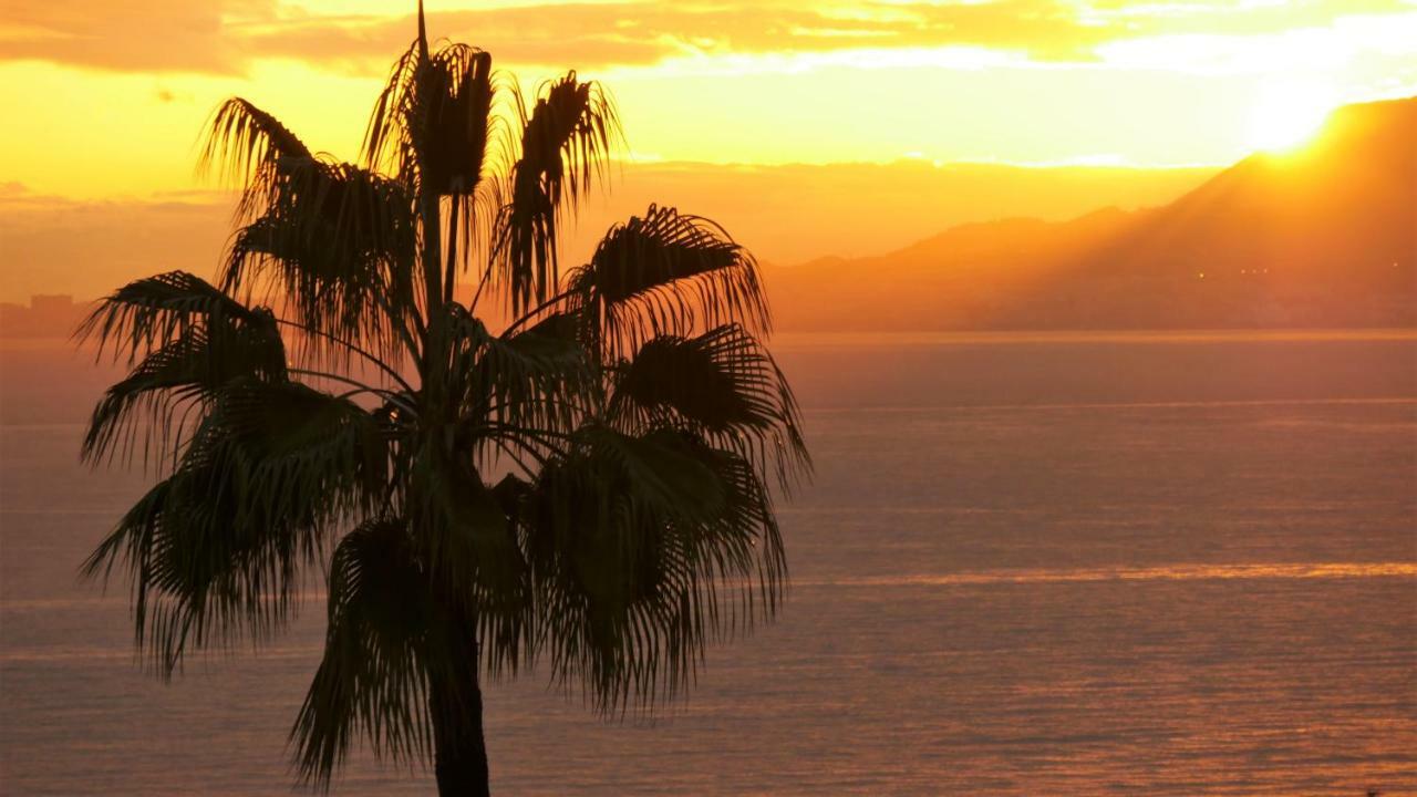 Apartamento Sol-Azul Appartamento Málaga Esterno foto
